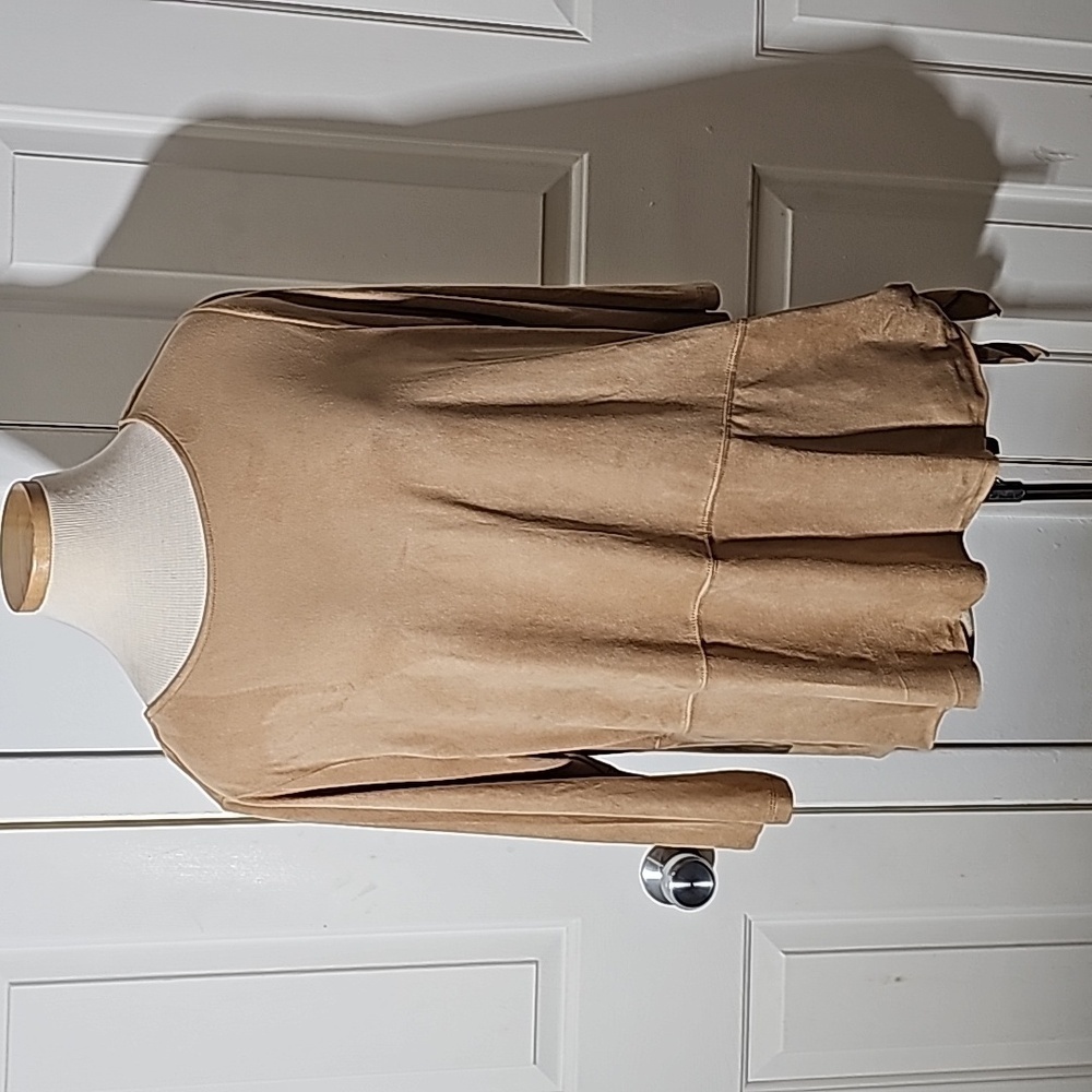 Travelers collection by Chico. Tan top,‎ size Chico's 3 (16). Suede like.